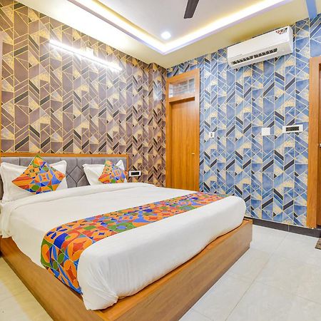 Fabhotel The Castle Inn Udaipur Buitenkant foto
